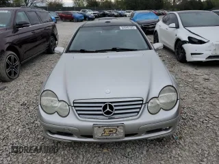 2003 Mercedes-Benz C 230 Kompressor with VIN WDBRN40J73A463100, listed as a Copart auction lot 52649185 with 150,604 mi miles and Clean title. Bid and sale history available at DreamBid. Image 5.