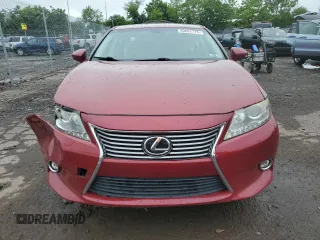 2014 Lexus ES 330 z VIN JTHBK1GG6E2101422, wystawiony jako Copart lot #60681775 z przebiegiem 89 070 mil mil oraz Szkoda całkowita • Salvage title. Historia ofert i sprzedaży dostępna na DreamBid. Obrazek 5.