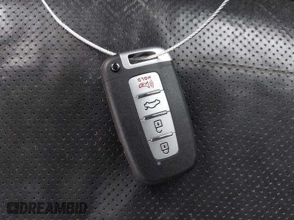 2009 Hyundai Genesis with VIN KMHGC46E69U020402, listed as a IAAI auction lot 42058858 with 180,038 mi miles and . Bid and sale history available at DreamBid. Image 11.