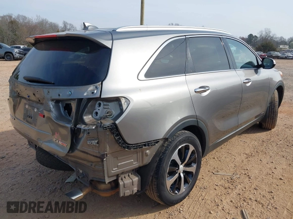 2017 Kia Sorento EX with VIN 5XYPHDA11HG277686, listed as a IAAI auction lot 41790097 with 70,799 mi miles and . Bid and sale history available at carsss.com. Image 4.