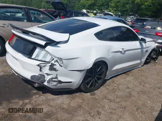 2015 Ford Mustang GT z VIN 1FA6P8CF7F5423051, wystawiony jako IAAI lot #42142850 z przebiegiem 105 879 mil mil oraz . Historia ofert i sprzedaży dostępna na DreamBid. Obrazek 4.
