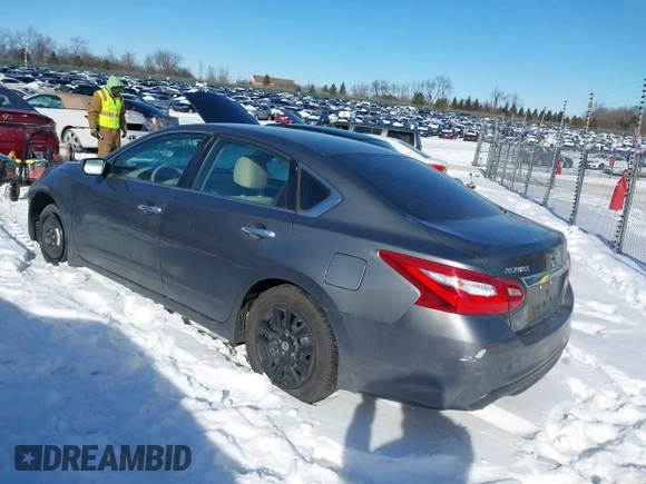 2016 Nissan Altima S with VIN 1N4AL3AP8GC111953, listed as a IAAI auction lot 41588139 with 121,701 mi miles and . Bid and sale history available at DreamBid. Image 3.