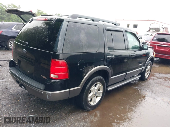 2005 Ford Explorer XLT with VIN 1FMDU73E65UA51729, listed as a IAAI auction lot 42242899 with 202,084 mi miles and . Bid and sale history available at DreamBid. Image 4.