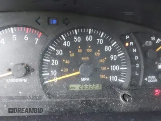 2004 Toyota Tundra Ltd with VIN 5TBET38164S447391, listed as a IAAI auction lot 41949052 with 263,221 mi miles. Bid and sale history available at carsss.com. Image 16.