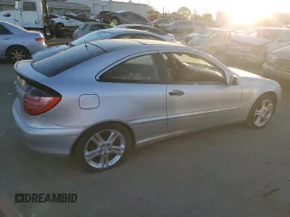 2002 Mercedes-Benz C 230/260/280/320 with VIN WDBRN47J12A169440, listed as a Copart auction lot 88364835 with 206,009 mi miles and Salvage Title. Bid and sale history available at DreamBid. Image 3.
