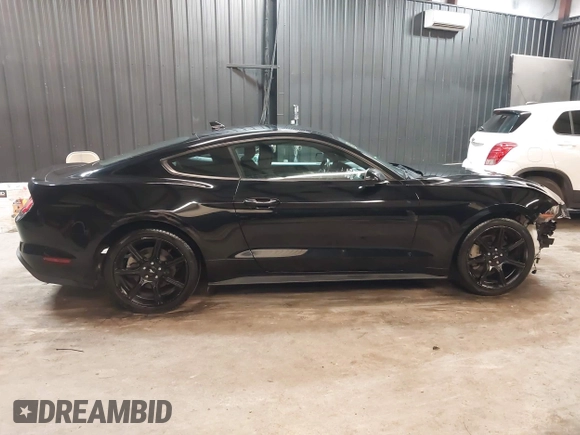 2020 Ford Mustang EcoBoost z VIN 1FA6P8TH6L5145109, wystawiony jako IAAI lot #42301649 z przebiegiem 48 622 mil mil oraz . Historia ofert i sprzedaży dostępna na DreamBid. Obrazek 14.
