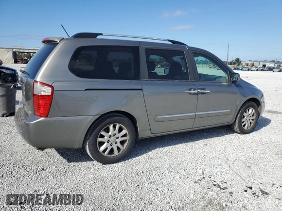 2010 Kia Sedona EX with VIN KNDMH4C37A6329588, listed as a Copart auction lot 88289775 with 127,529 mi miles and Clean Title. Bid and sale history available at carsss.com. Image 3.