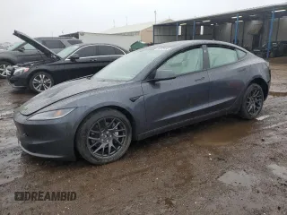 2025 Tesla Model 3 Long Range z VIN 5YJ3E1EB0SF876117, wystawiony jako Copart lot #59322455 z przebiegiem 9 022 mil mil oraz Szkoda całkowita • Salvage title. Historia ofert i sprzedaży dostępna na DreamBid. Obrazek 1.