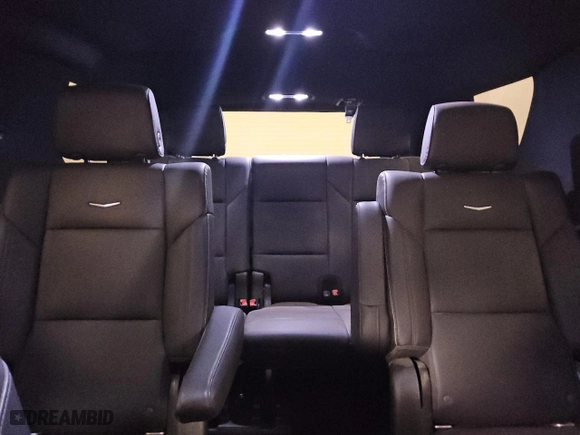 2021 Cadillac Escalade Luxury with VIN 1GYS3AKL2MR238151, listed as a Copart auction lot 49514015 with 127,079 mi miles and Clean Title. Bid and sale history available at carsss.com. Image 10.
