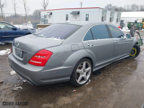 2012 Mercedes-Benz S-Class S 550 with VIN WDDNG7DB8CA431860, listed as a IAAI auction lot 41567341 with 93,729 mi miles. Bid and sale history available at carsss.com. Image 4.
