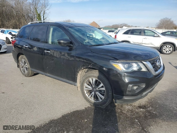 2019 Nissan Pathfinder S with VIN 5N1DR2MM7KC647105, listed as a Copart auction lot 45740605 with 67,884 mi miles and Salvage Title. Bid and sale history available at carsss.com. Image 4.