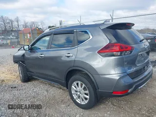 2019 Nissan Rogue SV with VIN 5N1AT2MV7KC701886, listed as a IAAI auction lot 40798587 with 51,491 mi miles and . Bid and sale history available at carsss.com. Image 3.