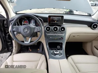 2019 Mercedes-Benz GLC with VIN WDC0G4KB6KV170476, listed as a Copart auction lot 71877602 with 78,491 mi miles. Bid and sale history available at carsss.com. Image 8.