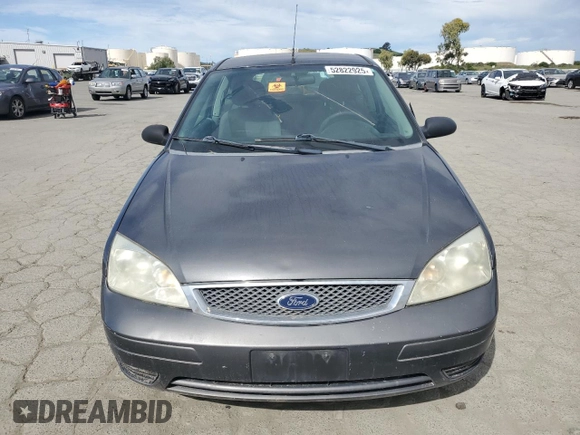 2005 Ford Focus S with VIN 3FAFP31N85R145706, listed as a Copart auction lot 52822925 with Not Provided miles and Clean Title. Bid and sale history available at carsss.com. Image 5.