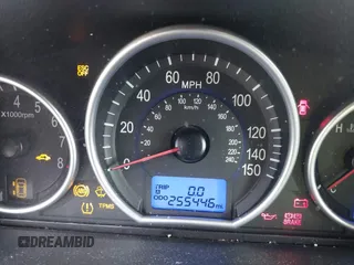 2008 Hyundai Veracruz GLS with VIN KM8NU73C68U050488, listed as a IAAI auction lot 41974840 with 255,446 mi miles and . Bid and sale history available at DreamBid. Image 7.