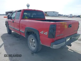 2000 Chevrolet Silverado 1500 LT with VIN 1GCEK19T9YE263251, listed as a IAAI auction lot 42049501 with 238,729 mi miles and . Bid and sale history available at DreamBid. Image 3.