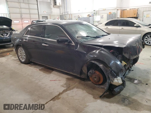 2014 Chrysler 300 with VIN 2C3CCAEG9EH264776, listed as a Copart auction lot 82215104 with 0 mi miles and Salvage Title. Bid and sale history available at carsss.com. Image 4.