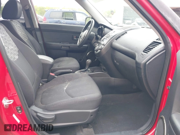 2011 Kia Soul + with VIN KNDJT2A2XB7215709, listed as a IAAI auction lot 42123326 with 155,611 mi miles and . Bid and sale history available at DreamBid. Image 5.