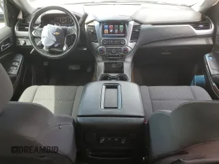 2018 Chevrolet Suburban LS z VIN 1GNSCGKC6JR379977, wystawiony jako Copart lot #54351685 z przebiegiem 138 574 mil mil oraz Szkoda całkowita • Salvage title. Historia ofert i sprzedaży dostępna na DreamBid. Obrazek 8.