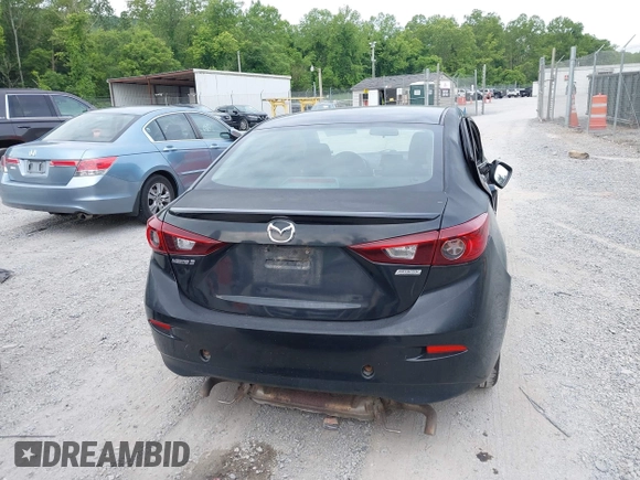 2018 Mazda 3 Touring z VIN 3MZBN1V36JM202498, wystawiony jako IAAI lot #42380709 z przebiegiem 108 930 mil mil oraz . Historia ofert i sprzedaży dostępna na DreamBid. Obrazek 16.