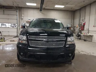 2008 Chevrolet Avalanche LTZ with VIN 3GNFK12378G241599, listed as a IAAI auction lot 41812571 with 137,502 mi miles. Bid and sale history available at carsss.com. Image 12.