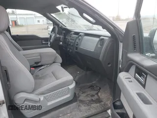 2012 Ford F-150 XL with VIN 1FTFX1EF9CKD59025, listed as a IAAI auction lot 40669113 with 138,167 mi miles. Bid and sale history available at carsss.com. Image 5.