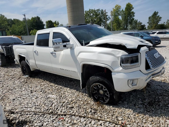 2015 GMC Sierra 2500HD available WiFi Denali with VIN 1GT120E81FF184321, listed as a Copart auction lot 68894234 with 177,216 mi miles and Clean Title. Bid and sale history available at carsss.com. Image 4.