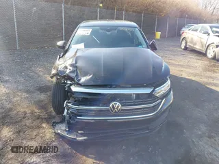 2022 Volkswagen Jetta SE with VIN 3VW7M7BU2NM010929, listed as a IAAI auction lot 41196295 with 4,258 mi miles and . Bid and sale history available at DreamBid. Image 12.