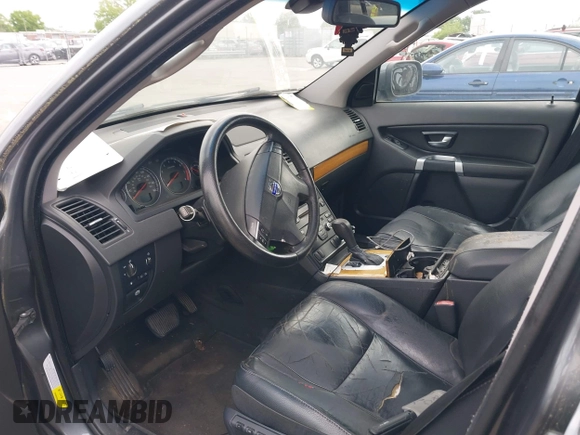 2007 Volvo XC90 I6 with VIN YV4CM982571389344, listed as a IAAI auction lot 41995749 with Not Provided miles and . Bid and sale history available at DreamBid. Image 5.