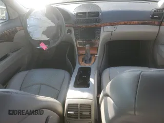 2005 Mercedes-Benz E 320 with VIN WDBUH65J45A674862, listed as a Copart auction lot 89206765 with 231,291 mi miles and Salvage Title. Bid and sale history available at DreamBid. Image 8.