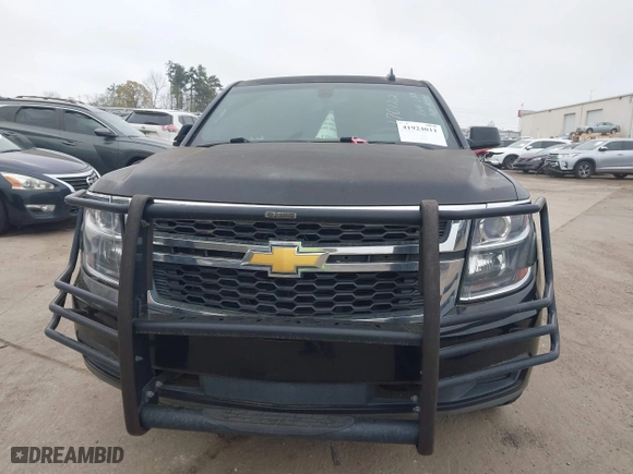 2017 Chevrolet Tahoe Commercial with VIN 1GNLCDECXHR304319, listed as a IAAI auction lot 41924011 with 130,566 mi miles. Bid and sale history available at carsss.com. Image 12.