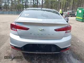 2020 Hyundai Elantra SEL z VIN 5NPD84LF9LH551715, wystawiony jako IAAI lot #41705596 z przebiegiem 120 878 mil mil oraz . Historia ofert i sprzedaży dostępna na DreamBid. Obrazek 16.