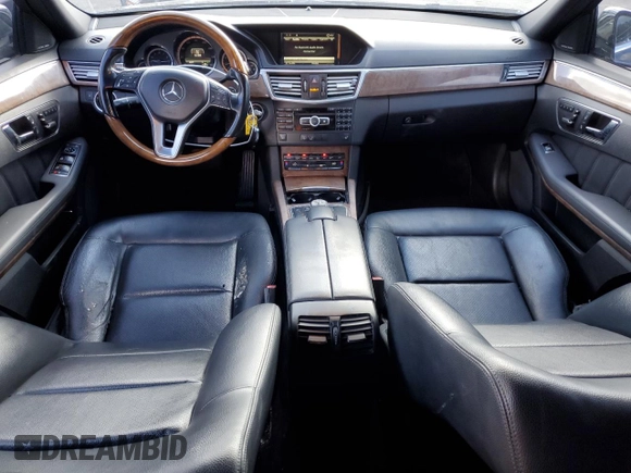 2013 Mercedes-Benz E 350 Luxury with VIN WDDHF5KBXDA687457, listed as a Copart auction lot 56534515 with 141,808 mi miles and Salvage title. Bid and sale history available at DreamBid. Image 8.