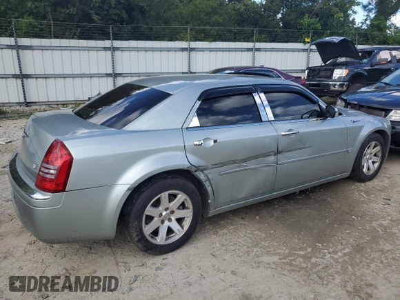 2005 Chrysler 300 with VIN 2C3JA63H55H547682, listed as a Copart auction lot 69383004 with 144,338 mi miles and Clean Title. Bid and sale history available at carsss.com. Image 3.