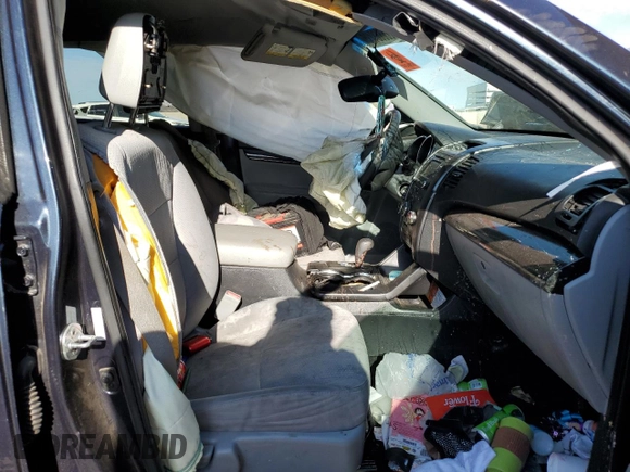 2013 Kia Sorento LX with VIN 5XYKT3A68DG328559, listed as a Copart auction lot 55668435 with 153,536 mi miles and Clean Title. Bid and sale history available at DreamBid. Image 7.
