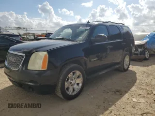2011 GMC Yukon SLT with VIN 1GKS1CE0XBR221866, listed as a Copart auction lot 79554954 with 320,408 mi miles and Salvage Title. Bid and sale history available at carsss.com. Image 1.