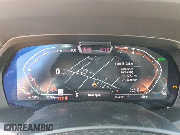 2019 BMW X7 xDrive40i with VIN 5UXCW2C50KL086103, listed as a Copart auction lot 48360425 with 151,031 mi miles and Salvage Title. Bid and sale history available at carsss.com. Image 9.