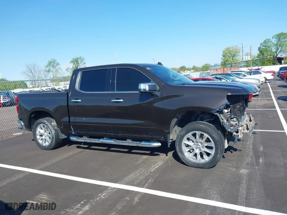 2019 Chevrolet Silverado 1500 LTZ with VIN 1GCPWEED7KZ137344, listed as a IAAI auction lot 42022949 with 55,947 mi miles. Bid and sale history available at carsss.com. Image 13.