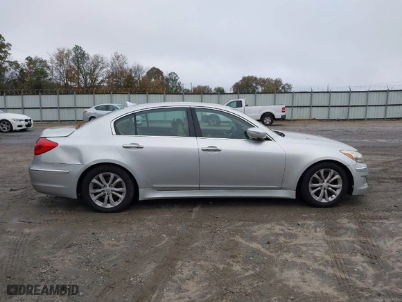 2013 Hyundai Genesis 3.8L with VIN KMHGC4DD8DU242989, listed as a IAAI auction lot 40877168 with 141,367 mi miles. Bid and sale history available at carsss.com. Image 13.