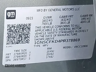 2023 Chevrolet Suburban Premier z VIN 1GNSCFKD4PR378869, wystawiony jako IAAI lot #41802386 z przebiegiem 58 569 mil mil oraz . Historia ofert i sprzedaży dostępna na DreamBid. Obrazek 9.