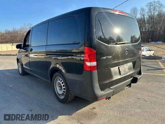 2019 Mercedes-Benz Metris Passenger with VIN WD4PG2EE9K3585436, listed as a Copart auction lot 48856045 with 147,723 mi miles and Clean title. Bid and sale history available at DreamBid. Image 2.