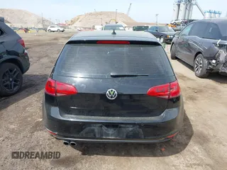 2017 Volkswagen Golf S z VIN 3VW217AU8HM064230, wystawiony jako IAAI lot #42113236 z przebiegiem 76 771 mil mil oraz . Historia ofert i sprzedaży dostępna na DreamBid. Obrazek 16.