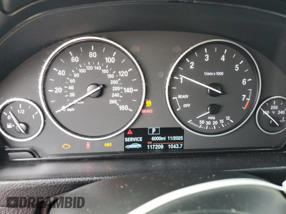 2014 BMW 3 Series 320i xDrive with VIN WBA3C3G51ENS69364, listed as a Copart auction lot 58920115 with 117,209 mi miles and Salvage title. Bid and sale history available at DreamBid. Image 9.