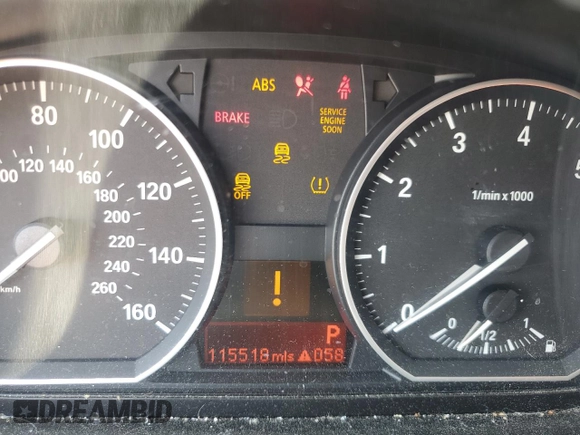 2013 BMW 1 Series 128i z VIN WBAUP9C58DVS95329, wystawiony jako Copart lot #56986015 z przebiegiem 115 518 mil mil oraz Szkoda całkowita • Salvage title. Historia ofert i sprzedaży dostępna na DreamBid. Obrazek 9.
