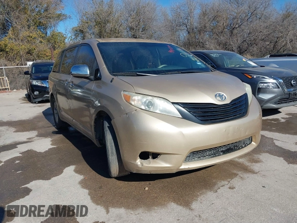 2012 Toyota Sienna with VIN 5TDKA3DC1CS011022, listed as a IAAI auction lot 41415386 with 209,552 mi miles and . Bid and sale history available at DreamBid. Image 1.