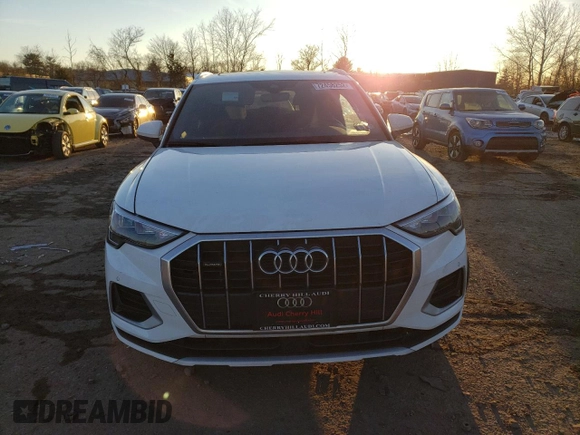 2020 Audi Q3 Premium with VIN WA1AECF39L1075748, listed as a Copart auction lot 72458252 with 36,728 mi miles. Bid and sale history available at carsss.com. Image 5.