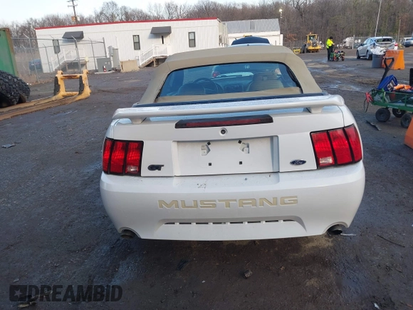 2003 Ford Mustang GT Deluxe with VIN 1FAFP45X13F454025, listed as a IAAI auction lot 41166495 with 91,132 mi miles. Bid and sale history available at carsss.com. Image 17.