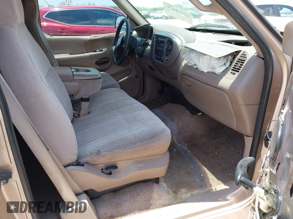 1997 Ford F-150 with VIN 1FTDX1769VNB04591, listed as a IAAI auction lot 42318471 with 202,860 mi miles and . Bid and sale history available at DreamBid. Image 5.