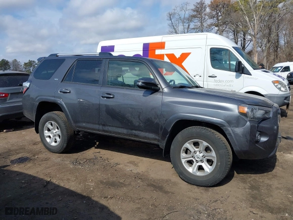 2022 Toyota 4Runner SR5 Premium with VIN JTENU5JR3N6062156, listed as a IAAI auction lot 41705930 with 25,445 mi miles. Bid and sale history available at carsss.com. Image 13.