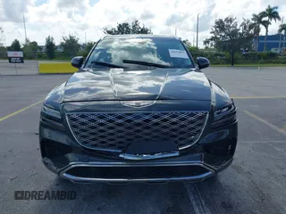 2025 Genesis GV80 Standard with VIN KMUHFESB8SU248051, listed as a IAAI auction lot 42652097 with 8,960 mi miles and . Bid and sale history available at DreamBid. Image 12.